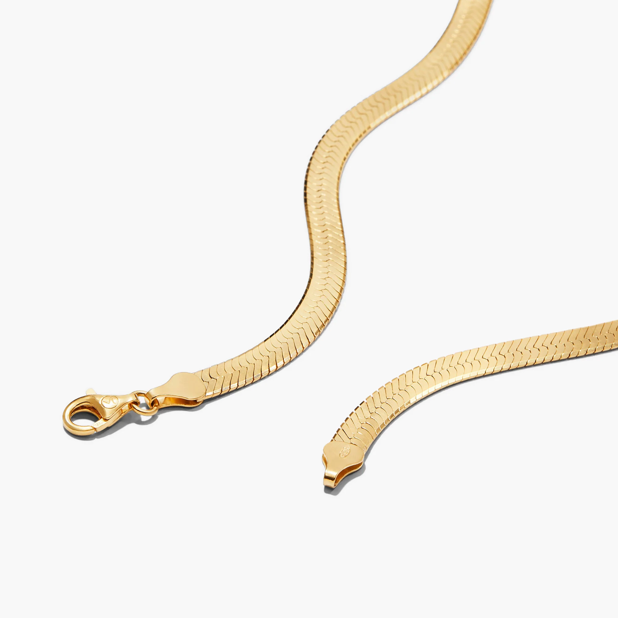 Bold Herringbone Chain Necklace - Image 12