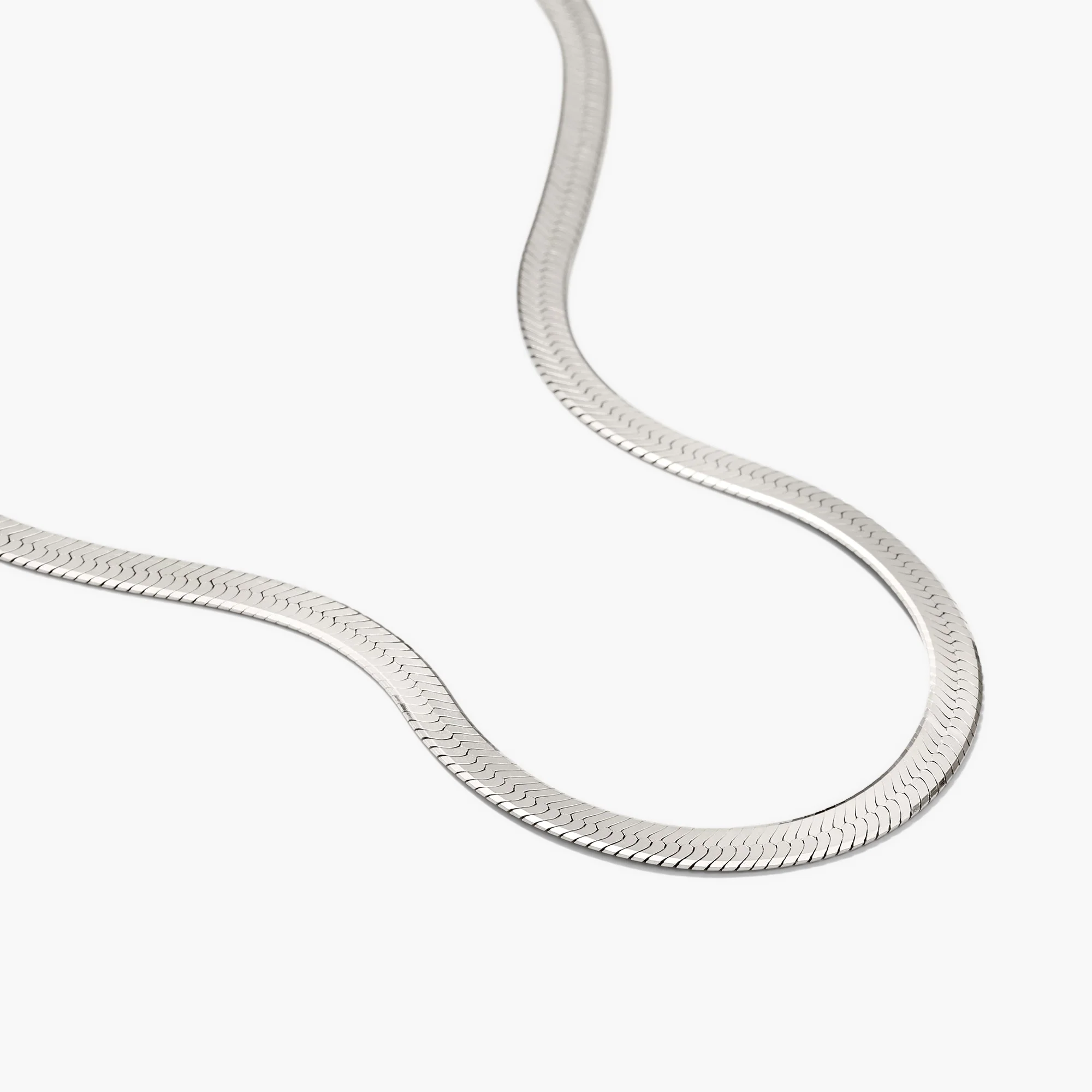 Bold Herringbone Chain Necklace - Image 9