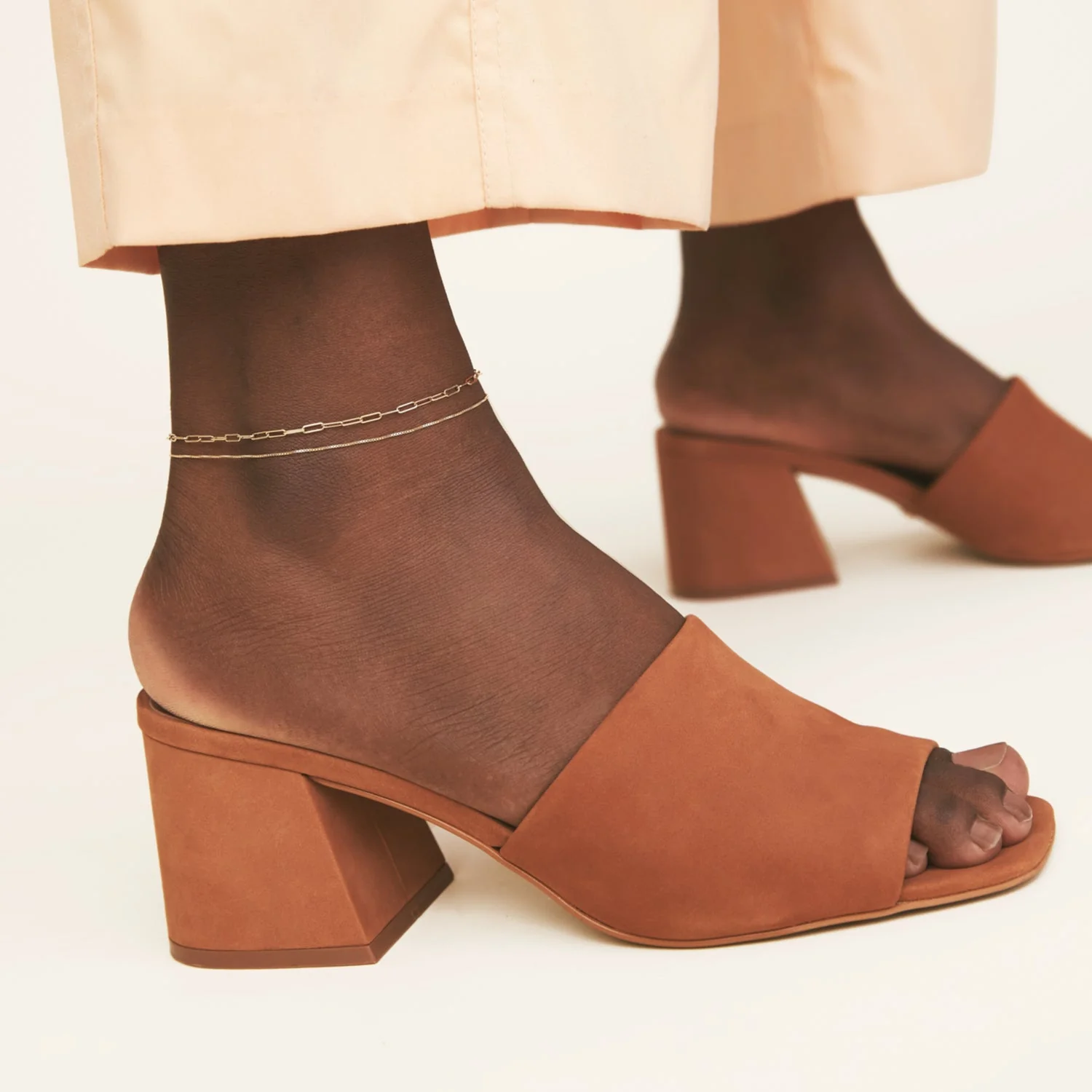 Boyfriend Bold Chain Anklet - Image 3