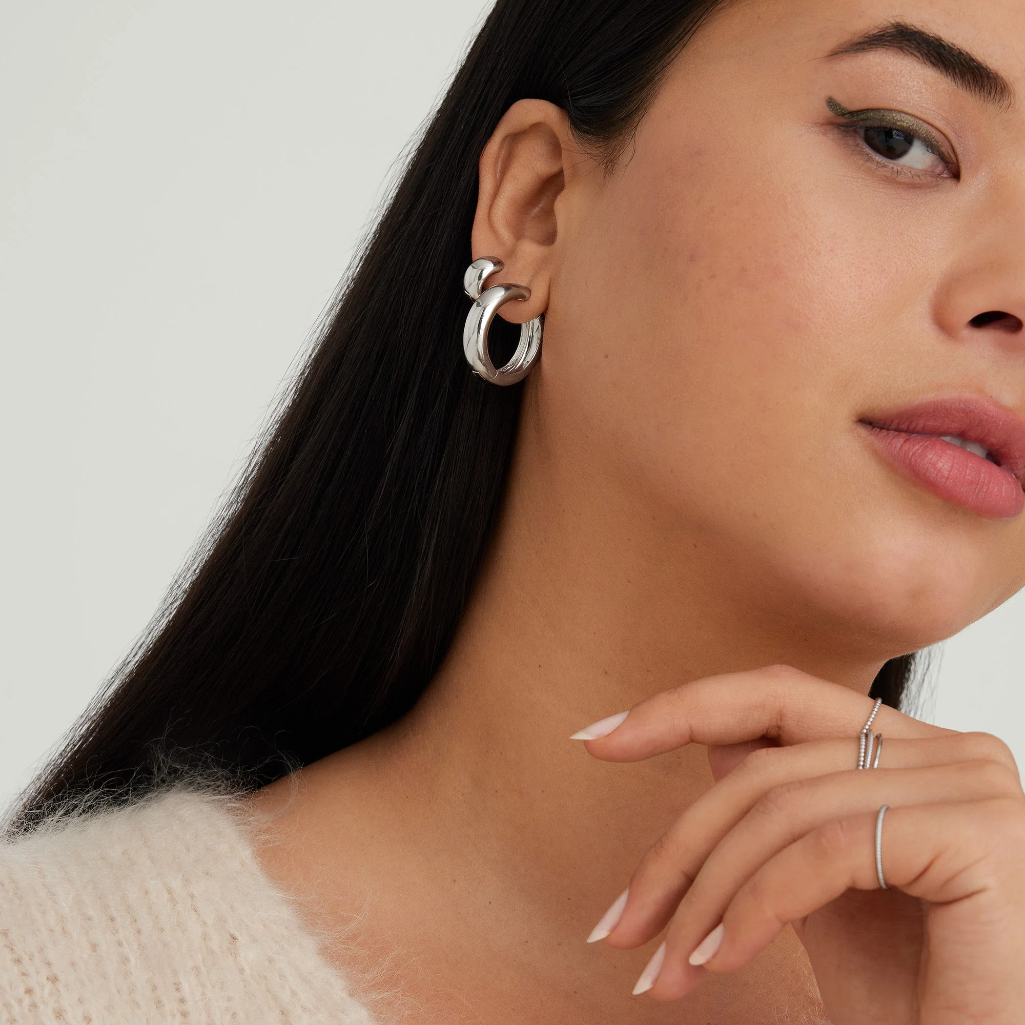 Chunky Large Hoops - Image 9