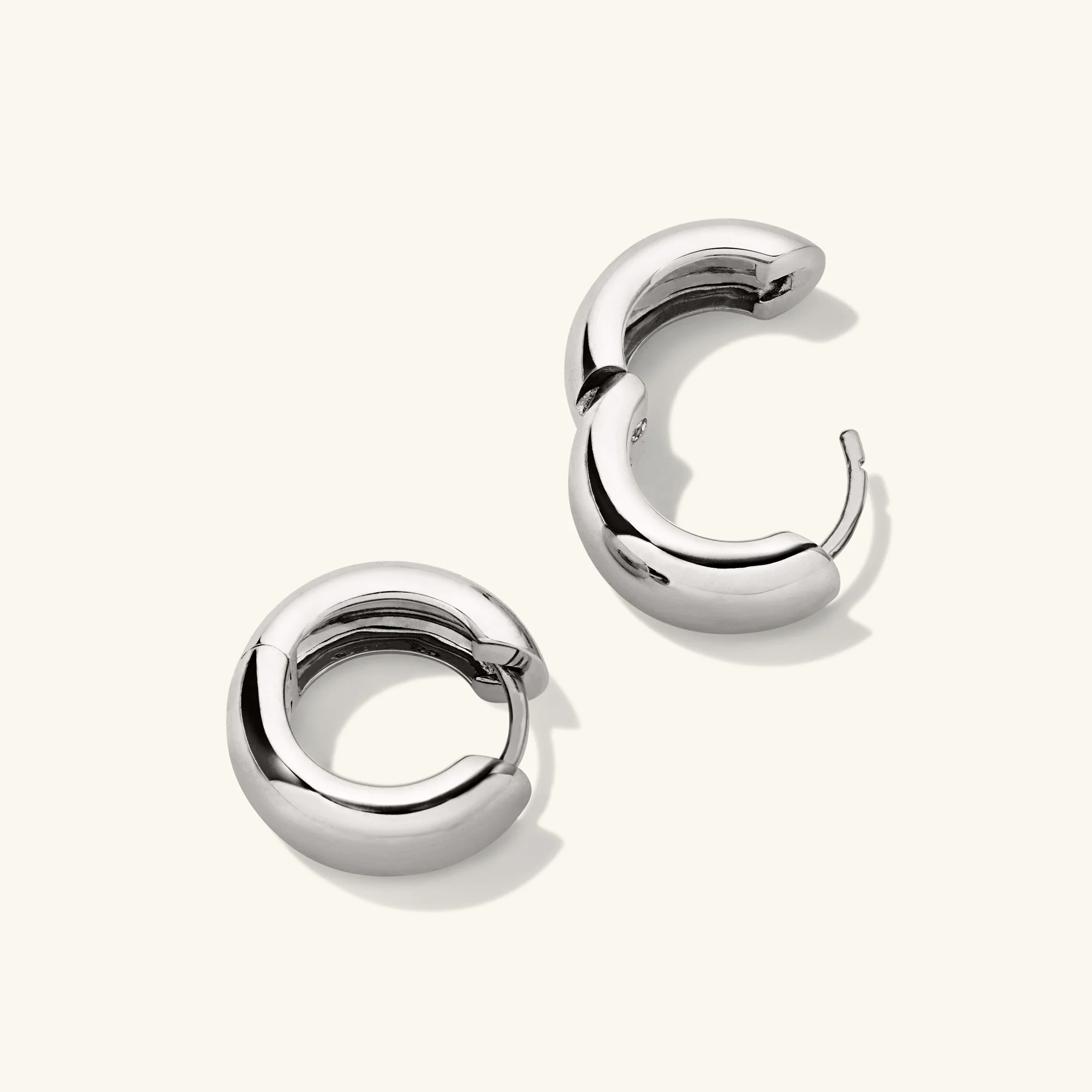 Chunky Medium Hoops - Image 10
