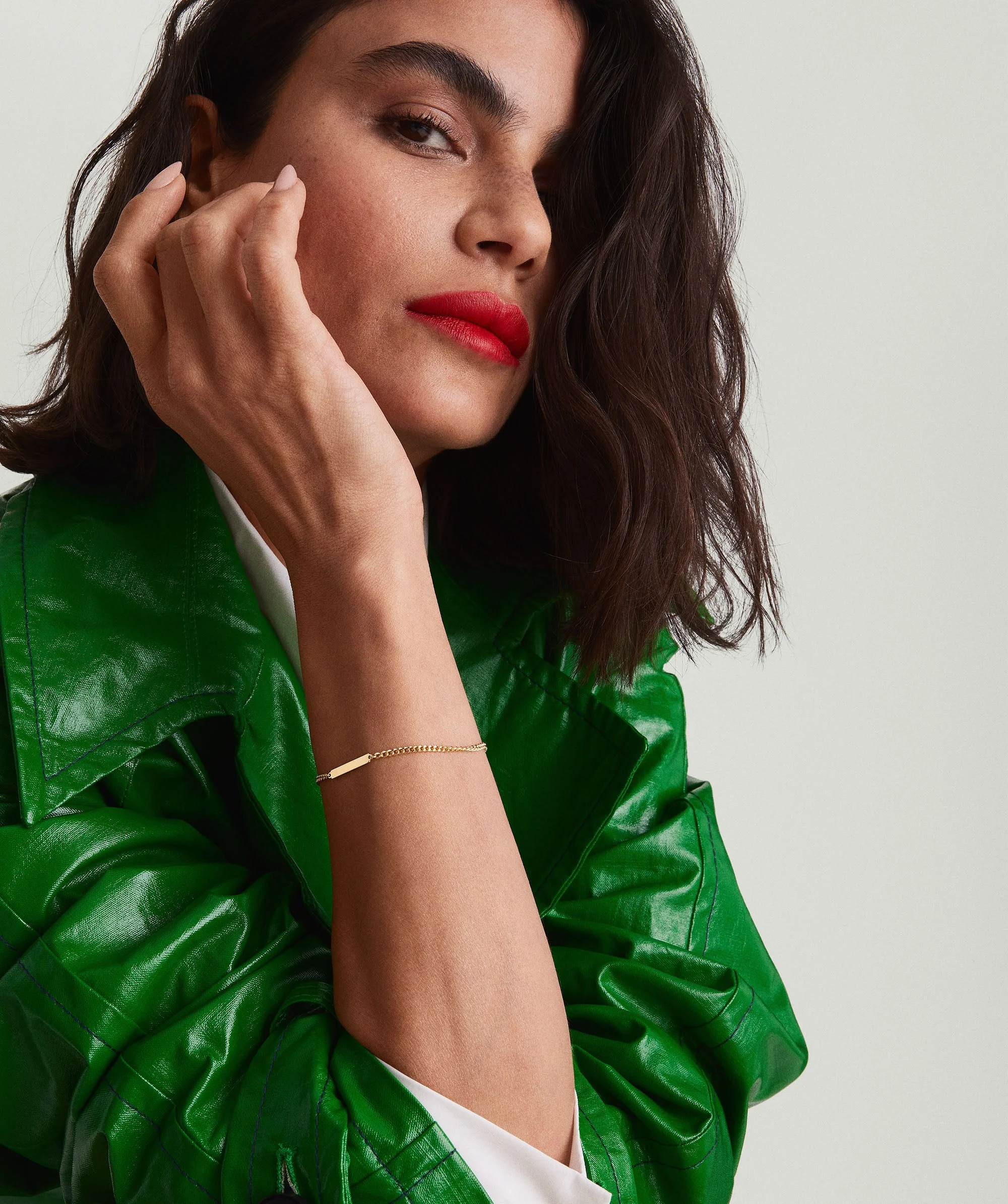 Engravable Bar Curb Chain Bracelet - Image 3