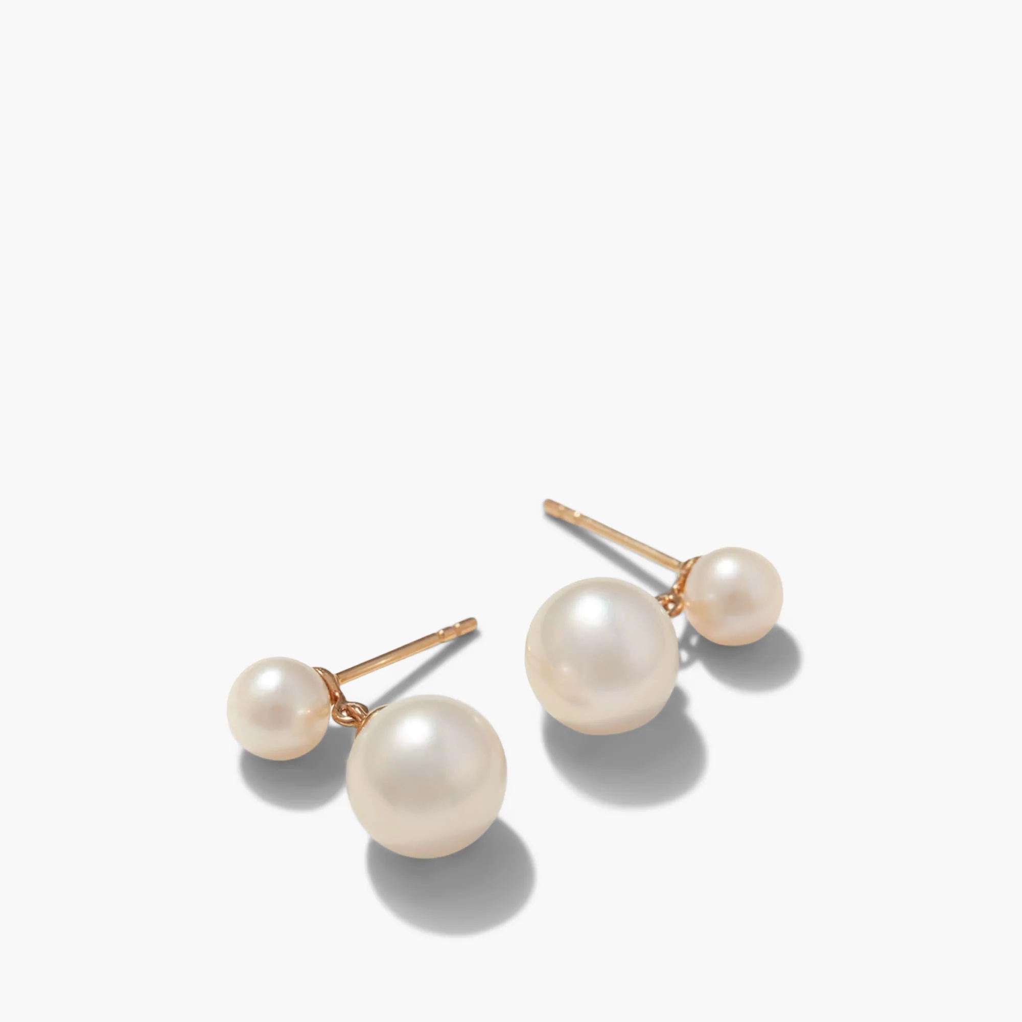 Essential Pearl Earrings - Image 6