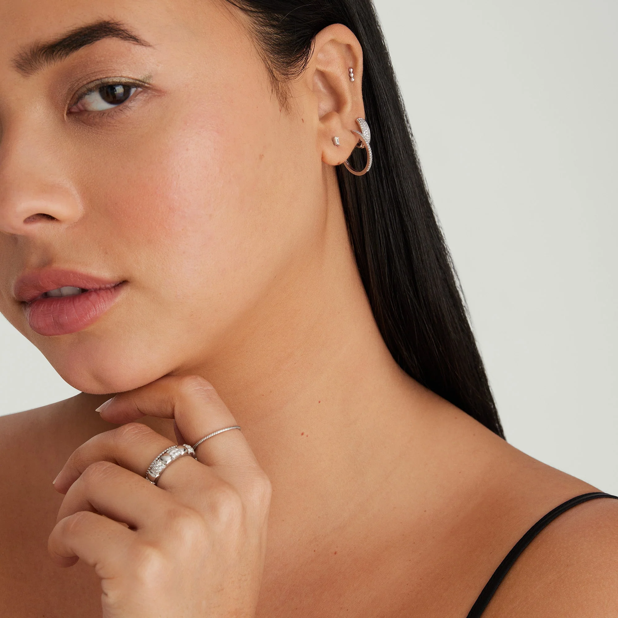 Piercing Studio - Baguette Diamond Flat Back Stud - Image 7