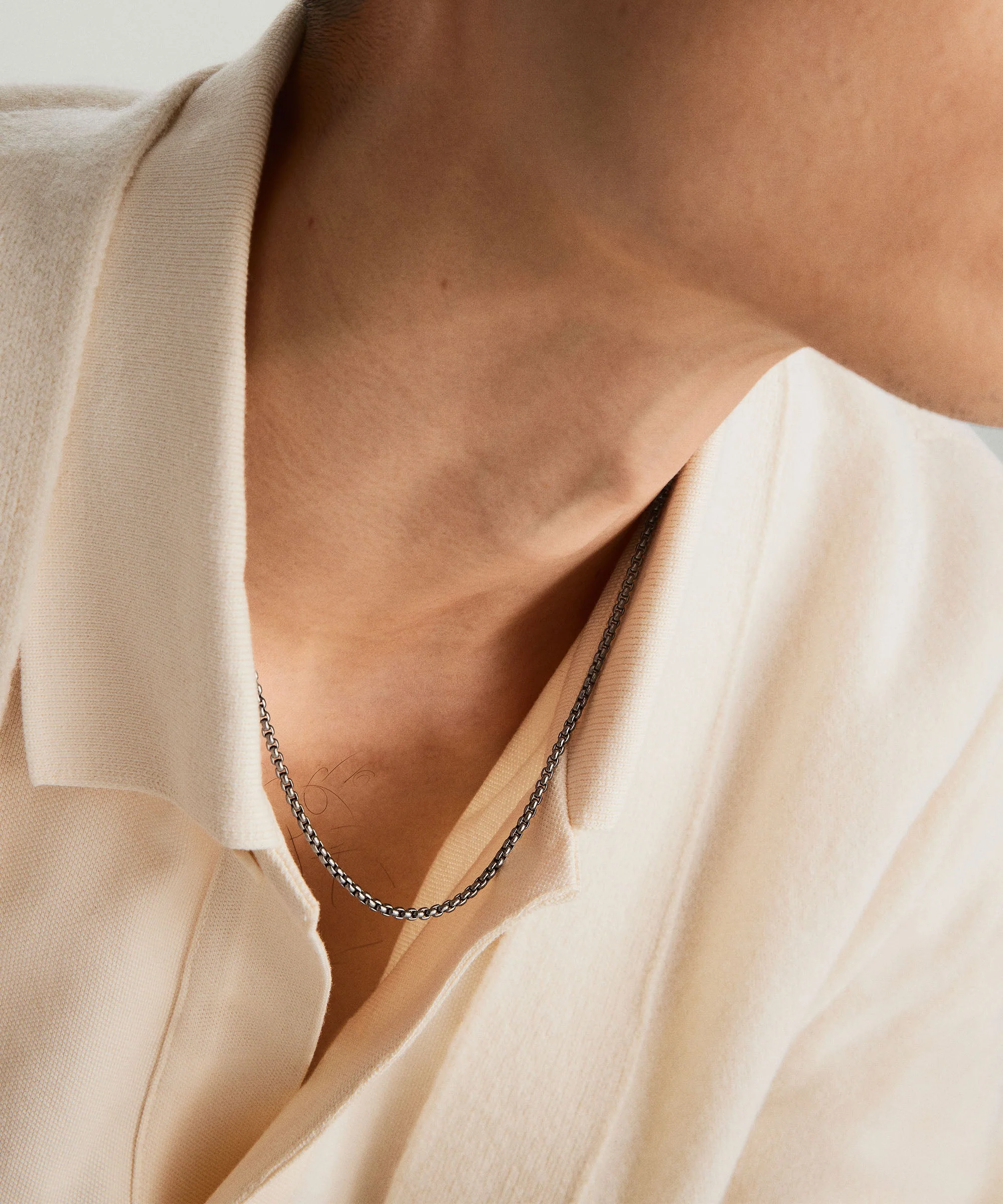 Round Box Chain Necklace - Image 14