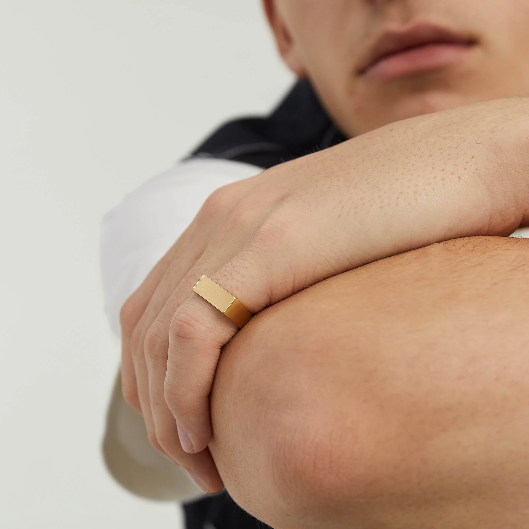 Slim Rectangular Signet Ring - Image 13